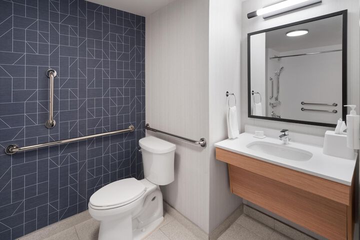 Spark by Hilton Decatur