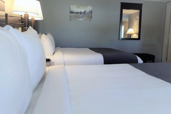 Mt Madison Inn & Suites
