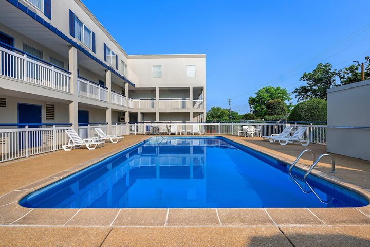 Days Inn by Wyndham Chattanooga / Hamilton Place