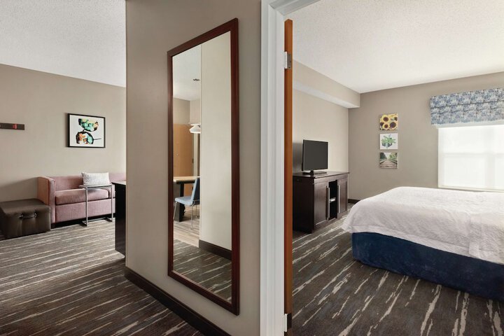 Room 20 of 37
