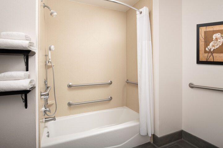 Hampton Inn & Suites Lake City