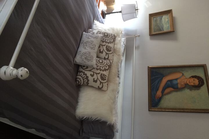 Room 21 of 50