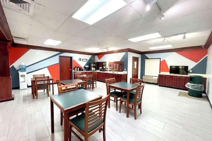Grand Vista Hotel and Suites