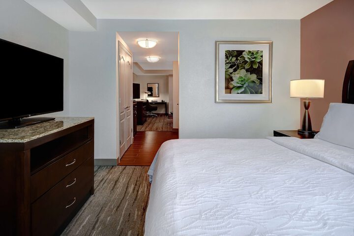Room 22 of 49