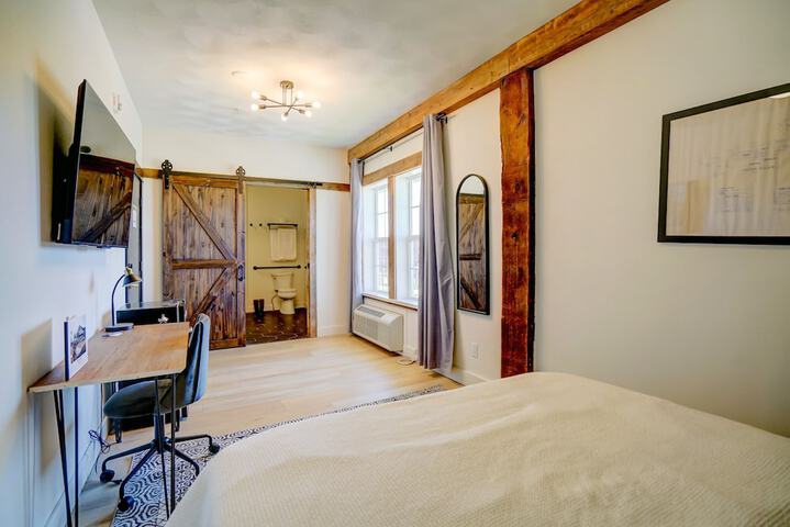 Room 27 of 72