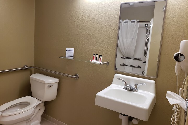 Microtel Inn & Suites by Wyndham Dover
