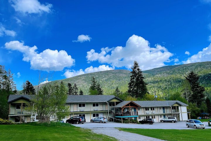 Kokanee Glacier Resort