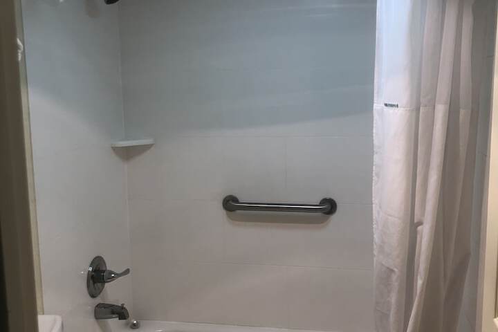 Room 13 of 61