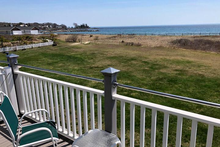 The Seaside Inn