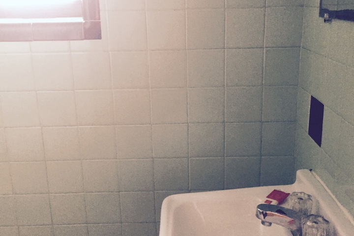 Room 11 of 27