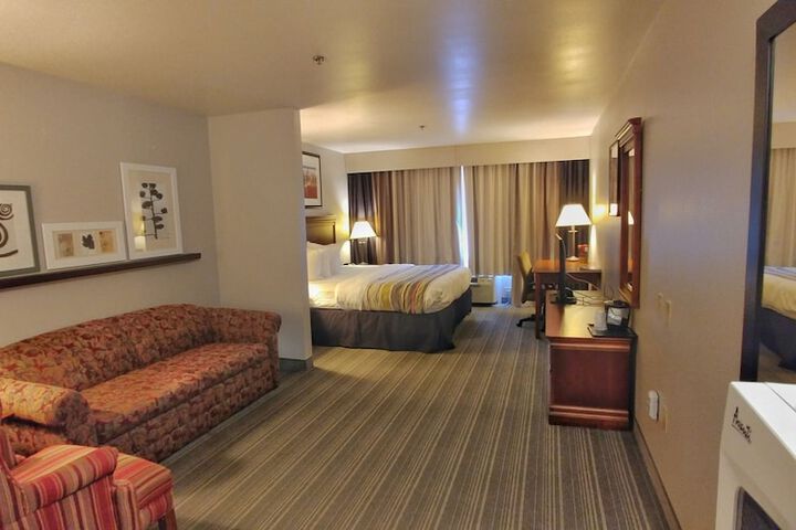 Room 37 of 57
