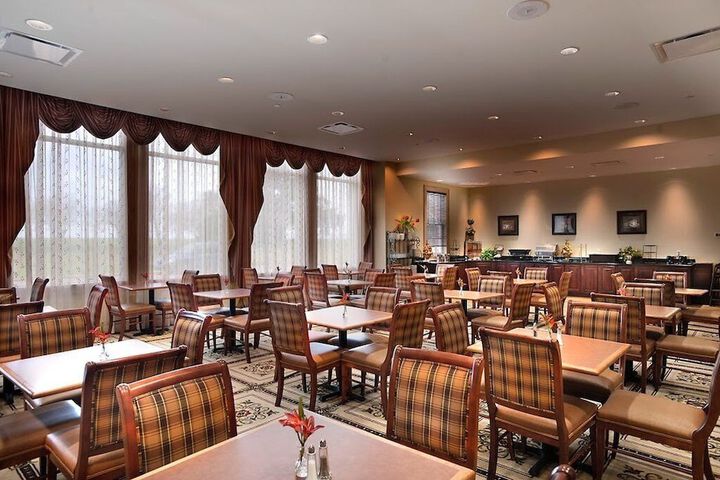 Natchez Grand Hotel & Suites on the River