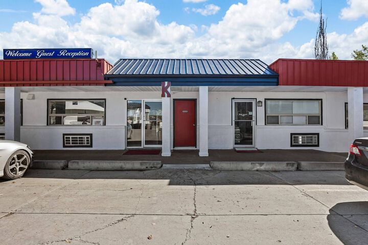Red Arrow Inn & Suites a Travelodge by Wyndham