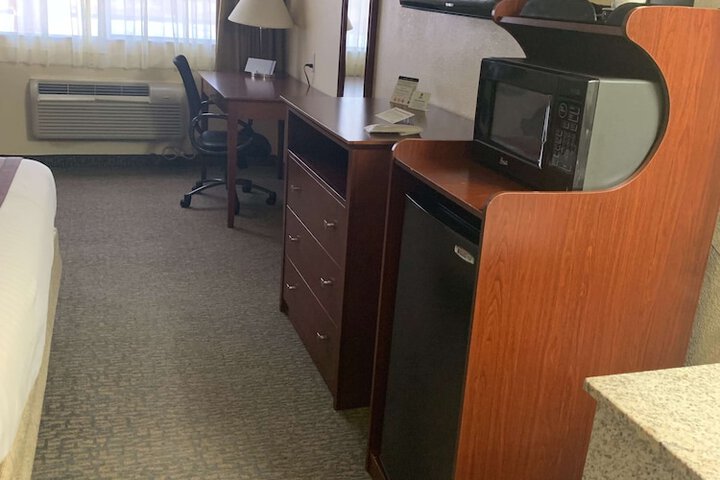 Room 15 of 25
