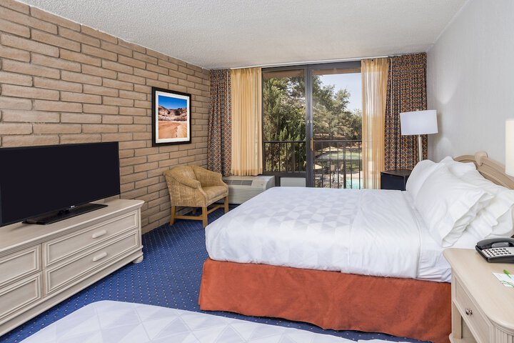 Room 22 of 29