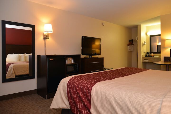 Room 8 of 17