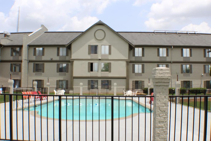 Pool 5 of 125