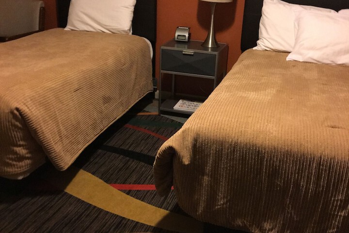 Room 27 of 33