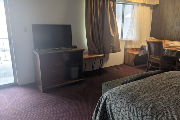 Room 31 of 43