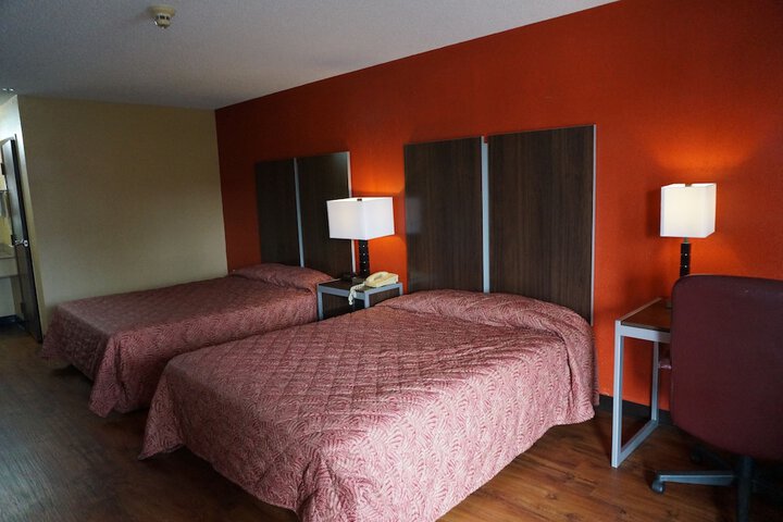 Room 27 of 29