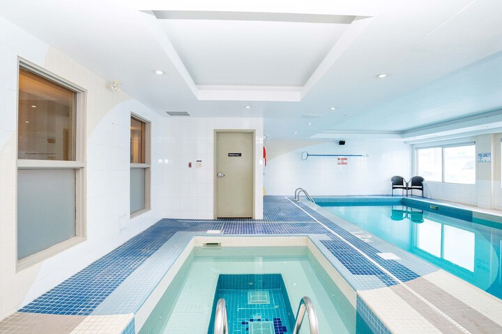 Pool 4 of 73