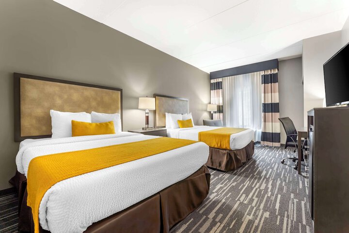Room 34 of 43
