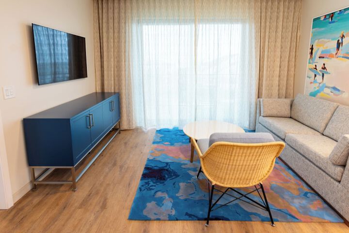 Room 52 of 59