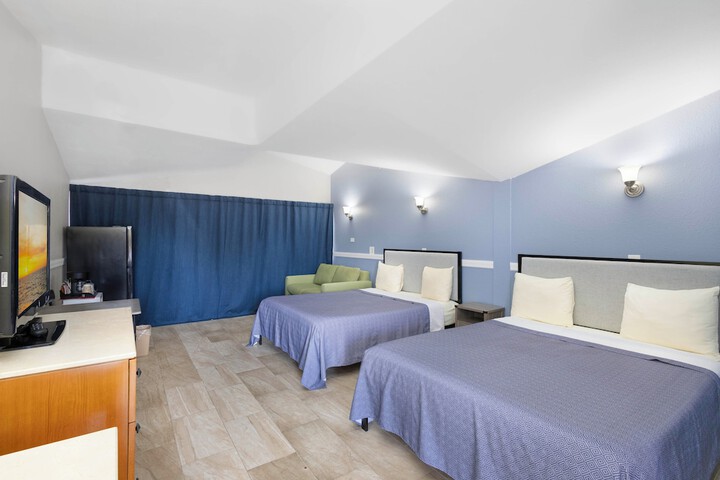 Room 42 of 50
