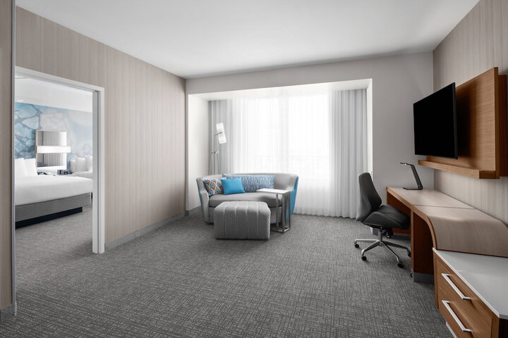 Room 30 of 53