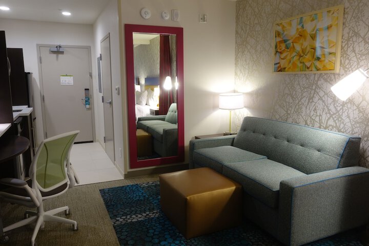 Room 22 of 76
