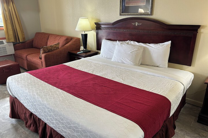 Howards Inn Motel