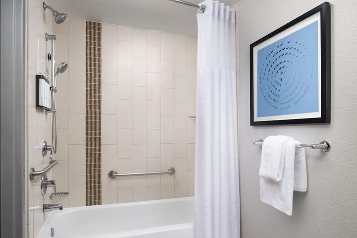 Hyatt Place Atlanta Airport-North