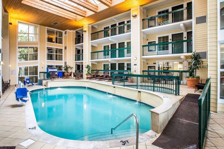 Econo Lodge Pigeon Forge Riverside