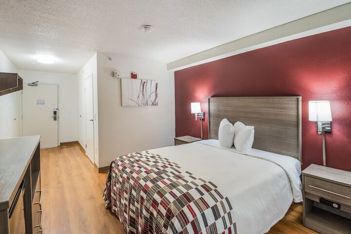 Room 19 of 34