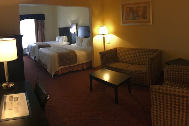 Room 10 of 45