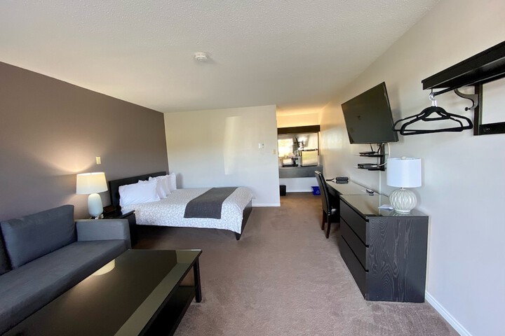 Room 25 of 44