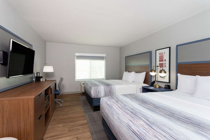 Room 20 of 36