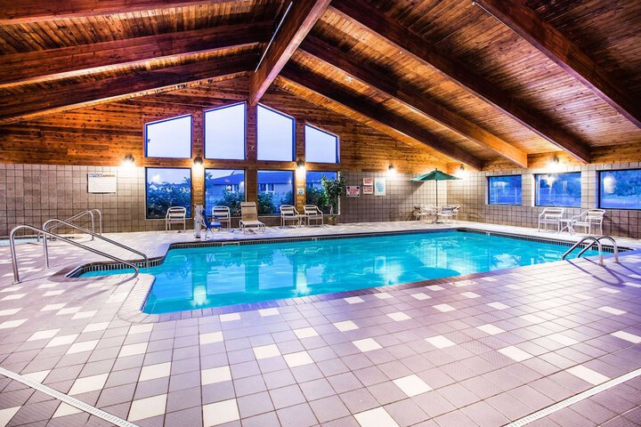 AmericInn by Wyndham Menomonie
