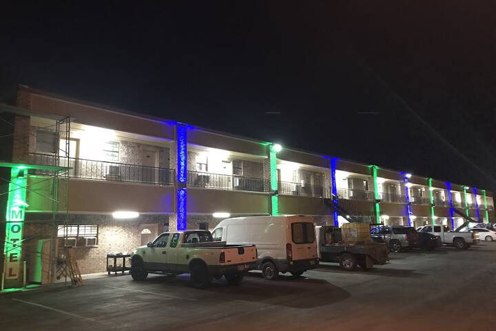 Hotel 4 of 20