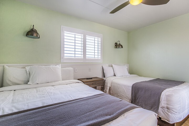 Room 16 of 48