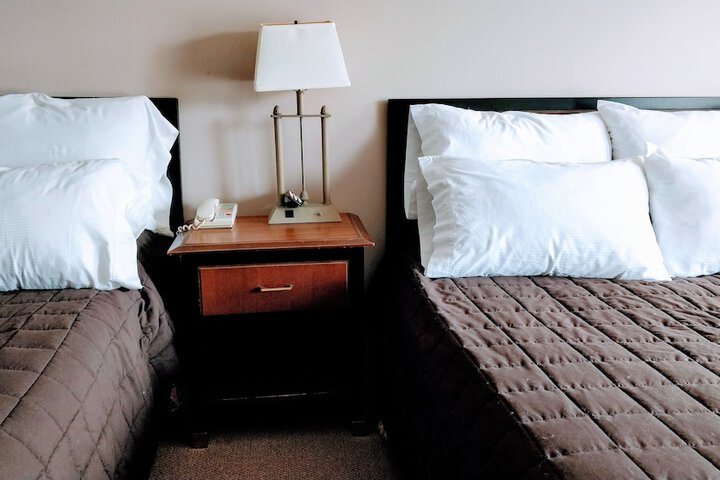 Room 33 of 41