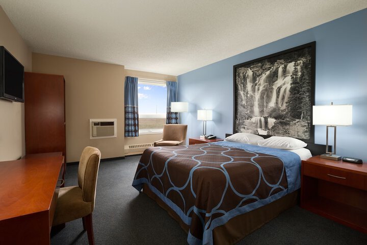 Room 26 of 53