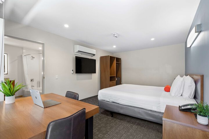 Good Nite Inn - Calabasas