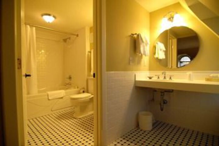 Archer House River Inn