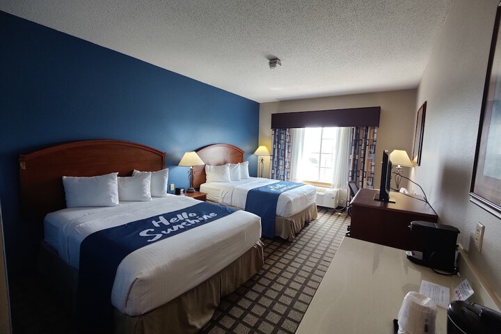 Baymont by Wyndham Albany MN