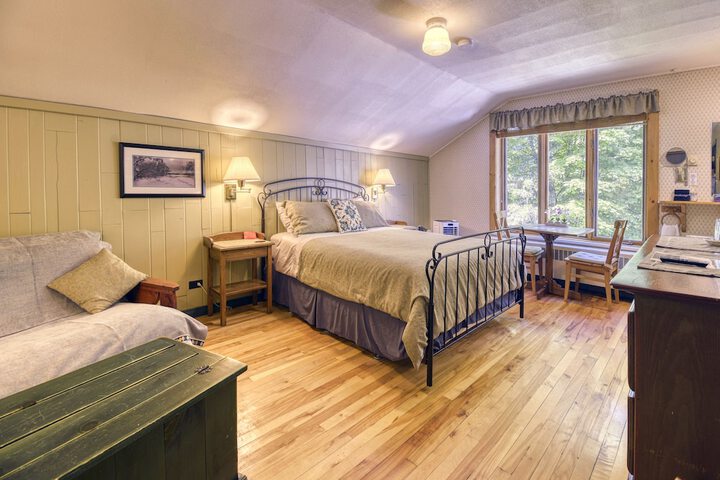 Room 17 of 62