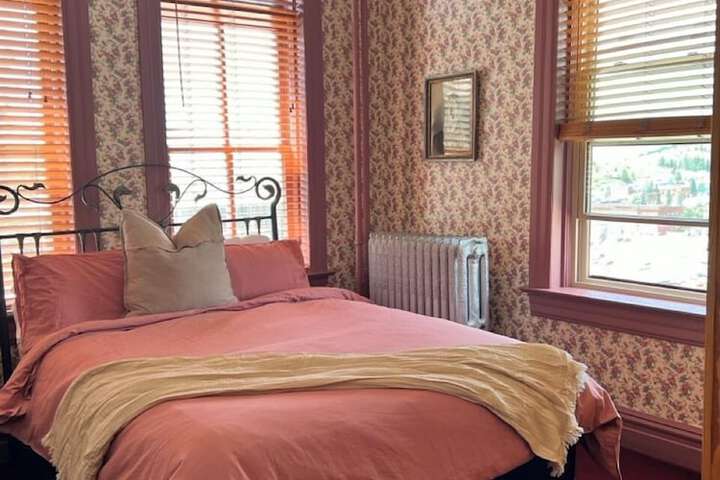 Hotel St. Nicholas