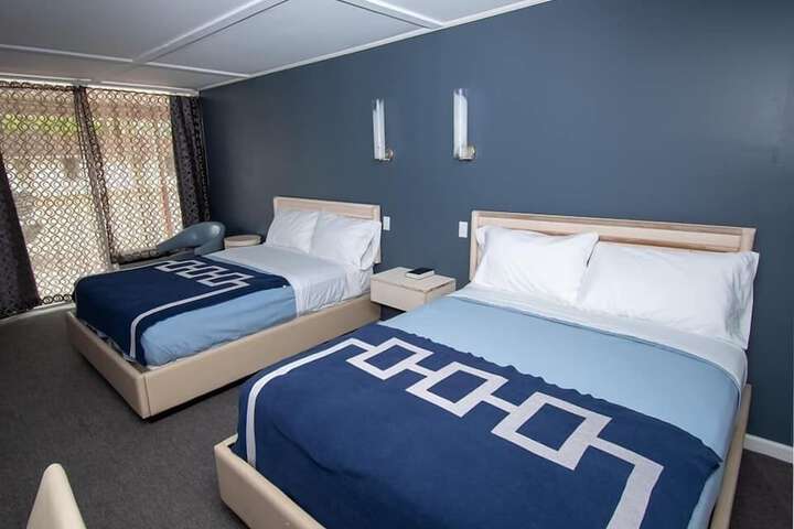 Room 13 of 15