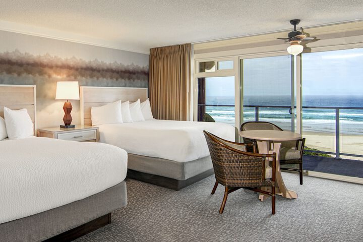 Hallmark Resort - Newport