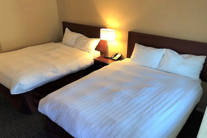 Room 27 of 52